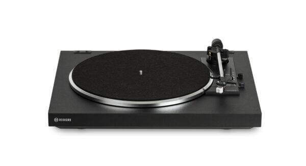 rekkord audio f100 turntable front view