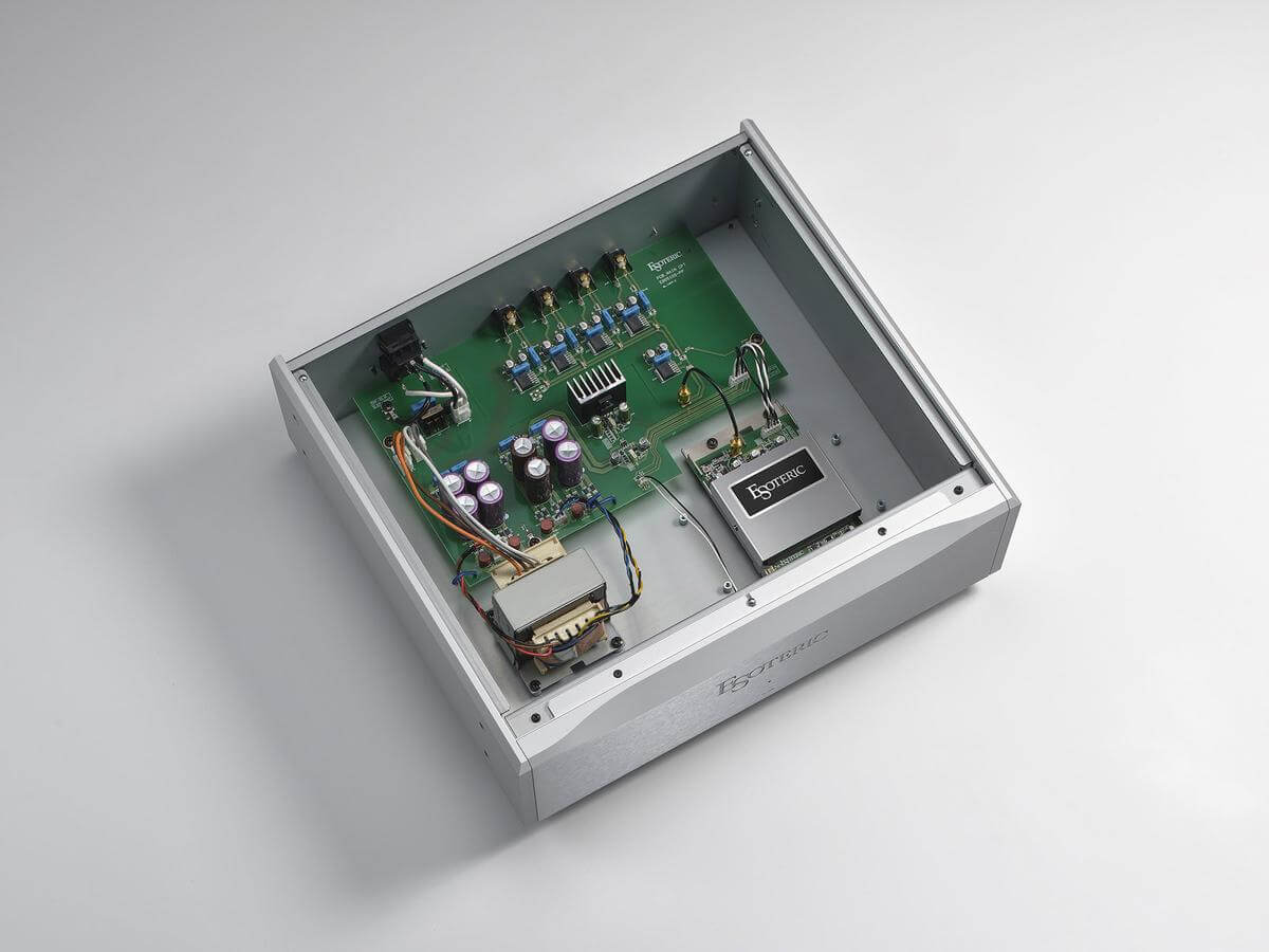 Esoteric G-05 Master Clock Generator