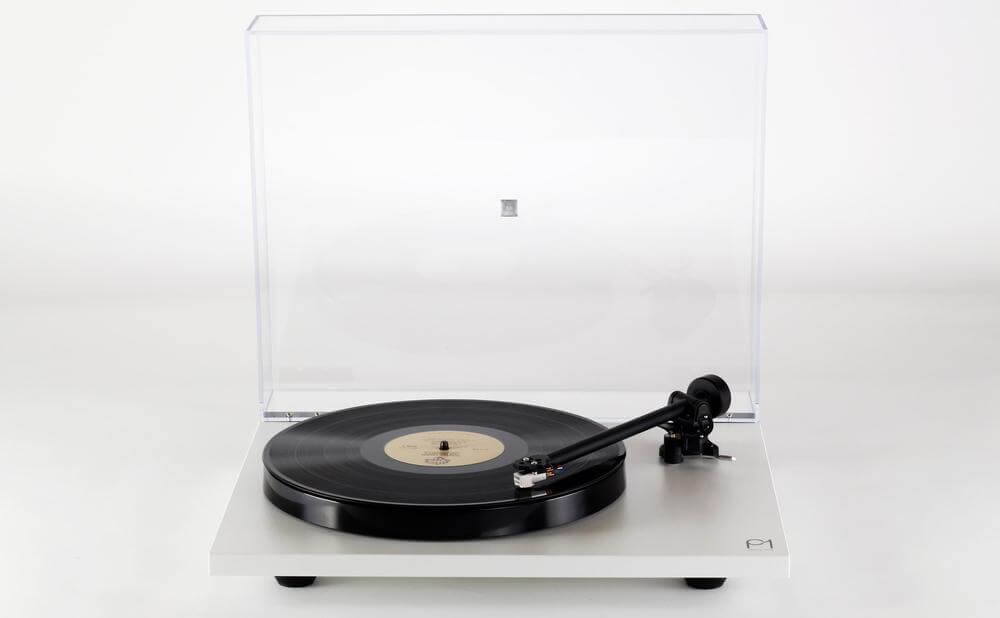 Rega Planar 1 Turntable