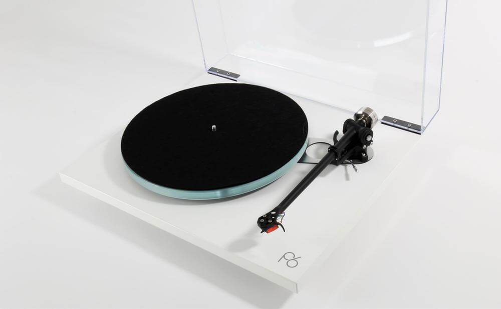 Rega Planar 6 Turntable (with Ania Pro Cartridge)