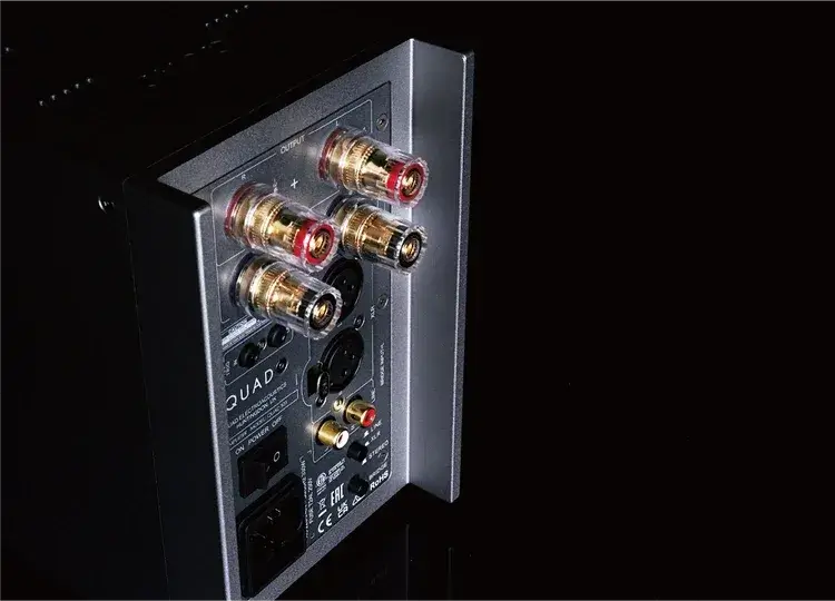 QUAD 303 Power Amplifier