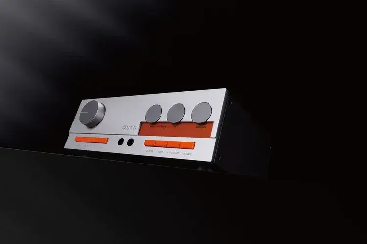 QUAD 33 Pre Amplifier