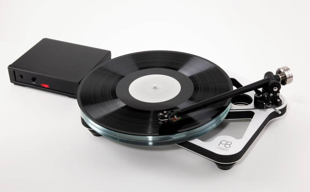 Rega Planar 8 Turntable (without cartridge)