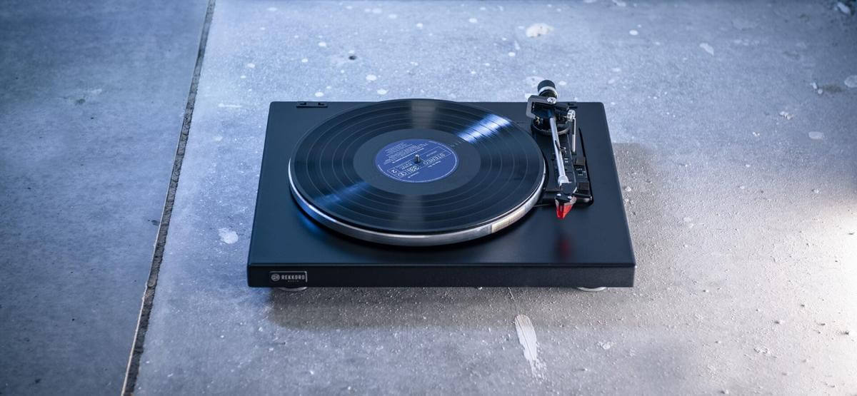 Rekkord Audio F400 Advanced Automatic Sub-Chassis Turntable
